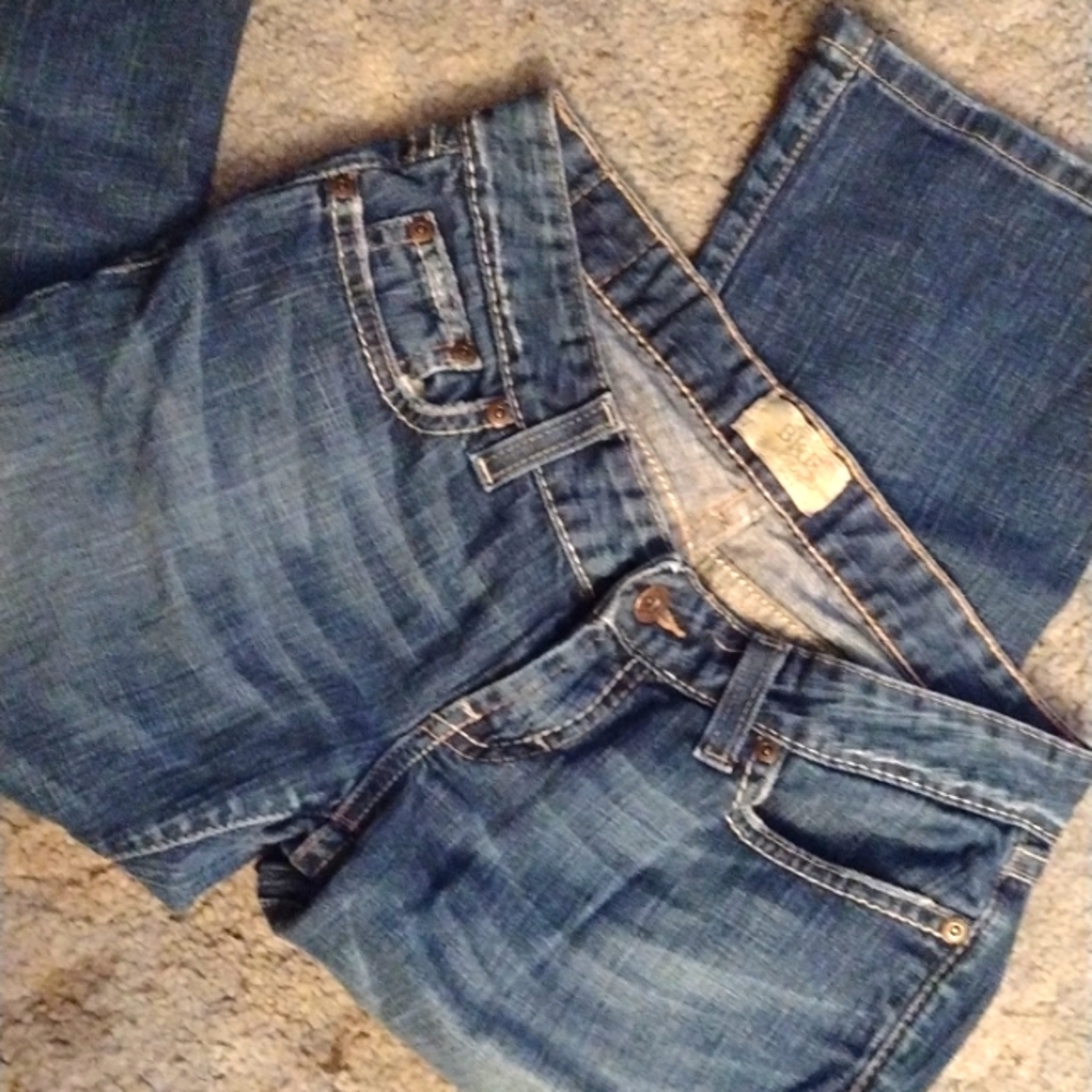 BKE denim capris jeans size 27 girls/junior (16"W/21"L